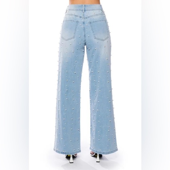 Akira Pearl Jeans - Picture 5 of 6